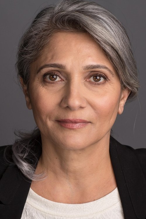 Salem Murphy as Salma Stevens