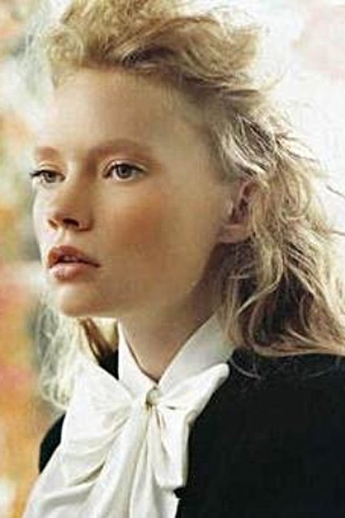 Angela DeCorte as College Kid #2