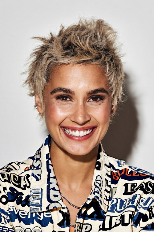 Sophia Ali as Girl #1