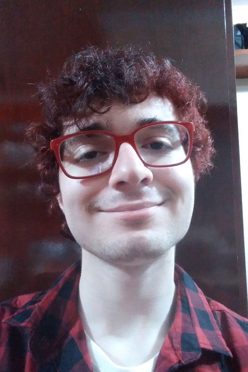 Lu Noronha as Modelo