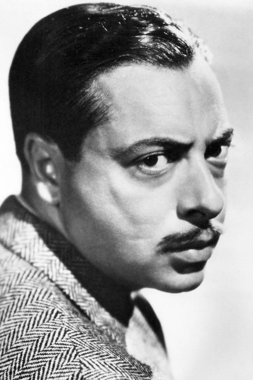 Harold Huber as Voisin