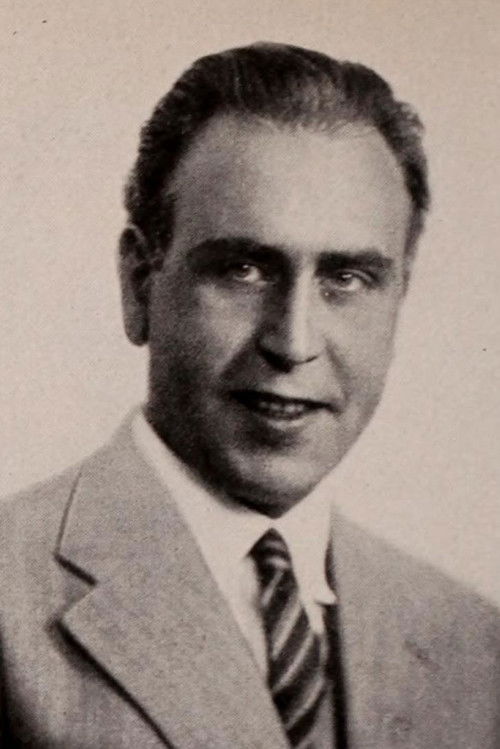 Mathieu Ahlersmeyer as Louis XIV