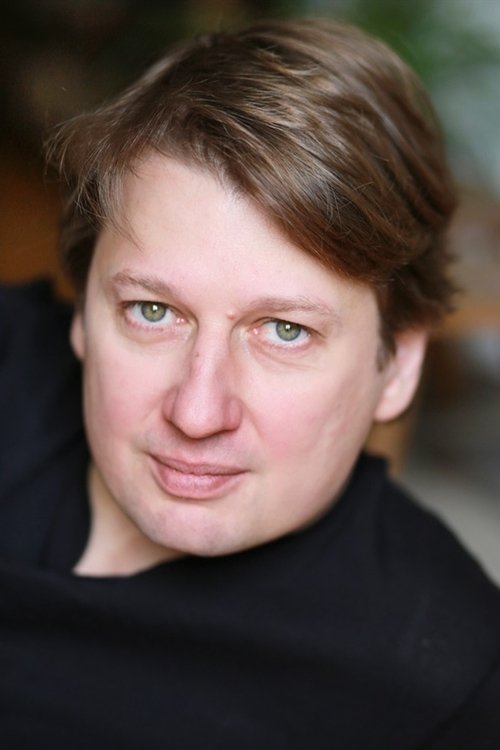 Sava Lolov as Tommy Dukes