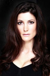 Julia Benson as Lizzie