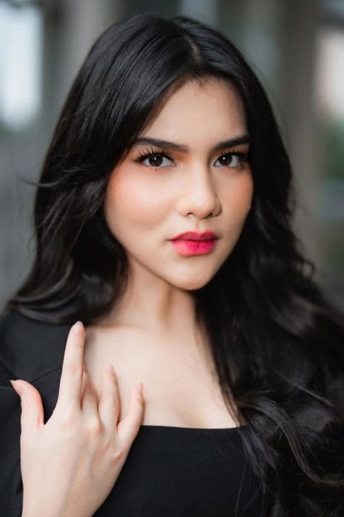 Davina Karamoy as Rani