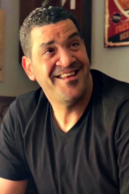 Taher Abu Lela as سيد بلكونة