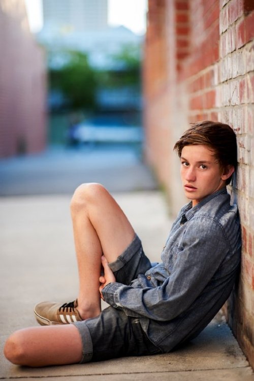 Craig Michael-Hyde as Tommy