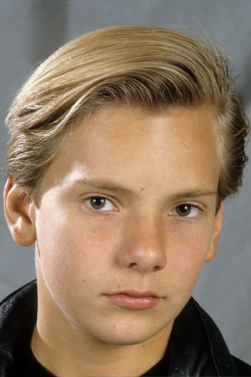 Jadrien Steele as Jerry Fox