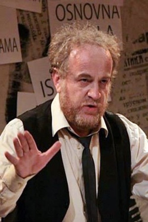 Ivan Tomašević as Zaposleni 3