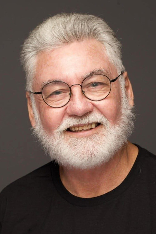 Mario Zumba as Castelo