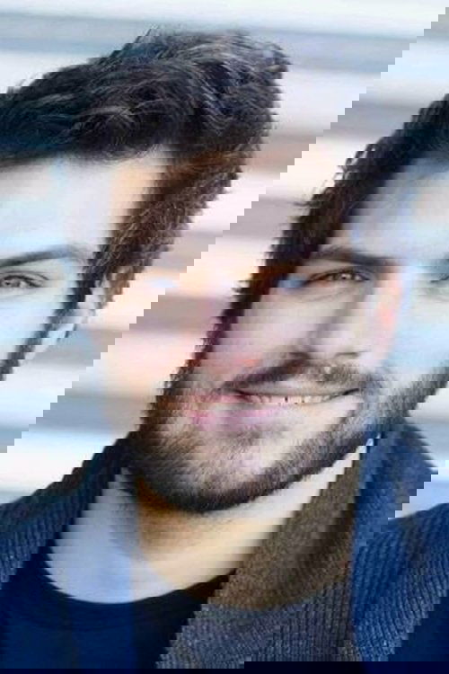 Clément Manuel as David