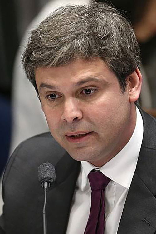 Lindbergh Farias as Self