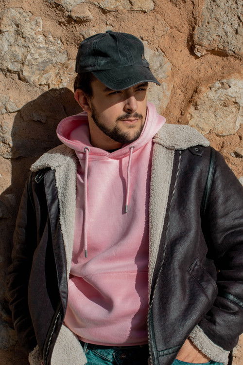 Diego Sebastián Carrasco as El Cazador