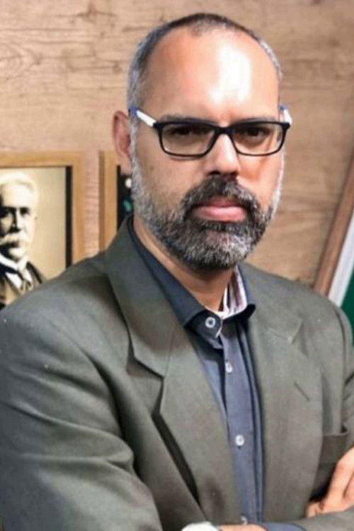 Allan dos Santos as Self