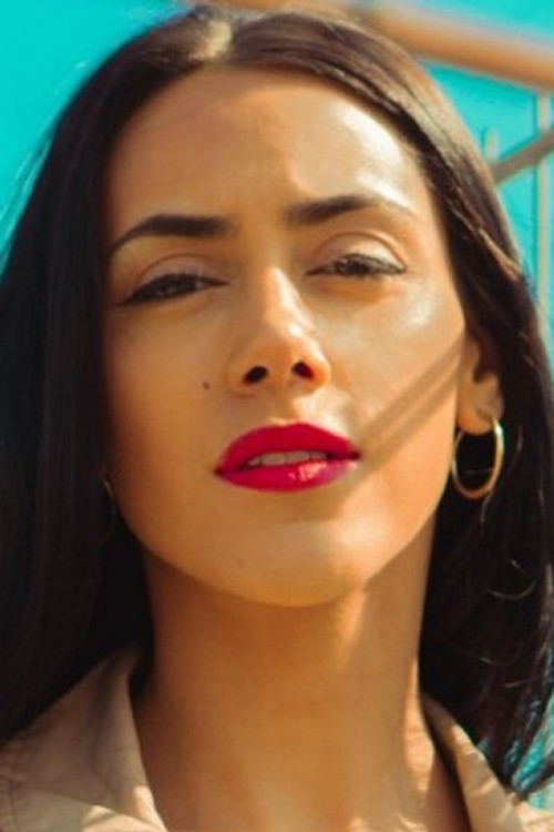 Sandra El-Hussein as Irem