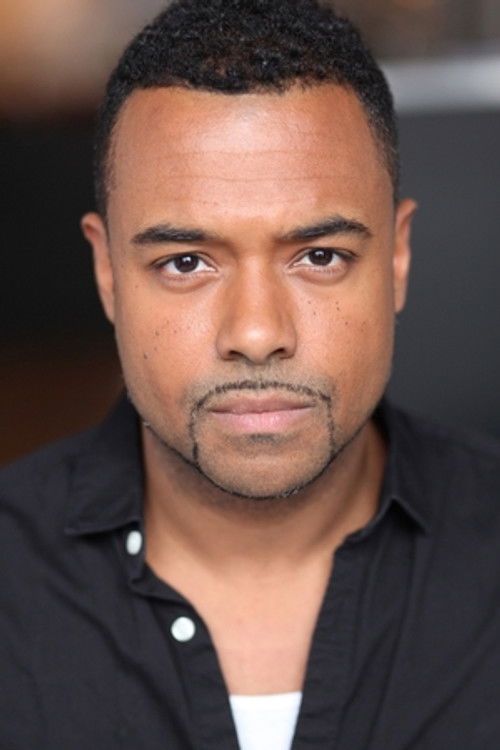 Pascal Darilus as Thérapeute