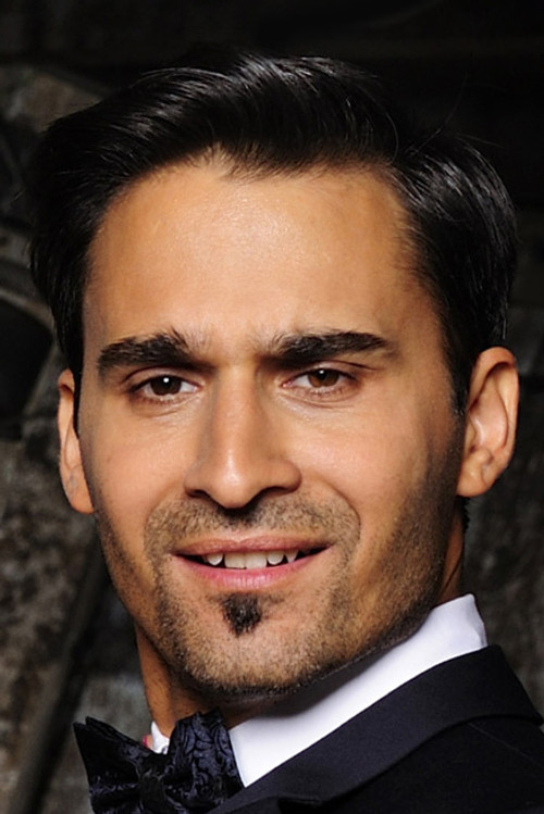 Radek Banga as Robin