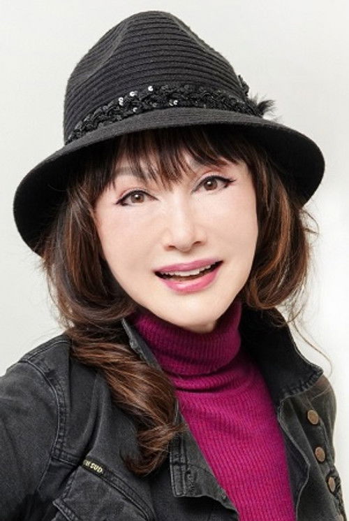 Linda Yamamoto as 
