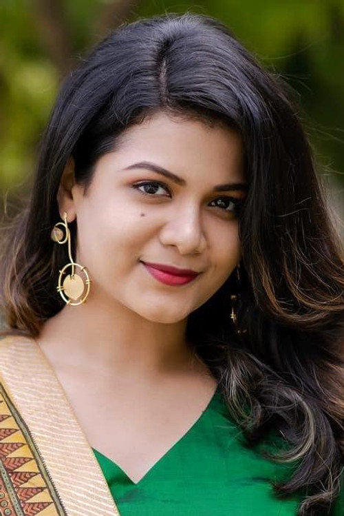 Goldie Nissy as Pallavi