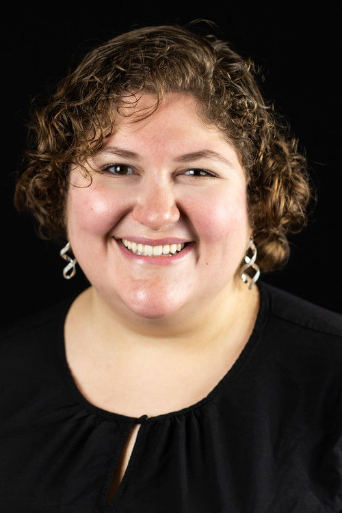 Elise LoSardo as Cherry