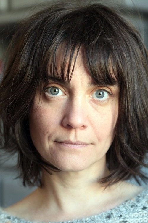 Jeanne Rosa as Nathalie