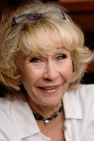 Eeva Litmanen as Emmi