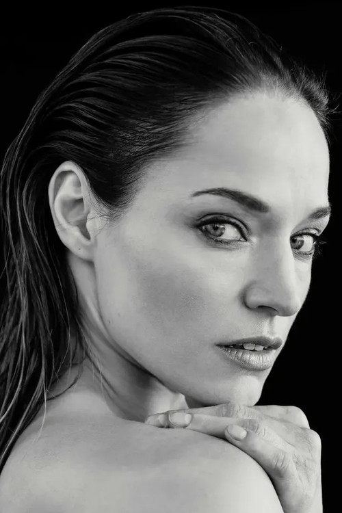 Natascha Dejong as Self - Coach