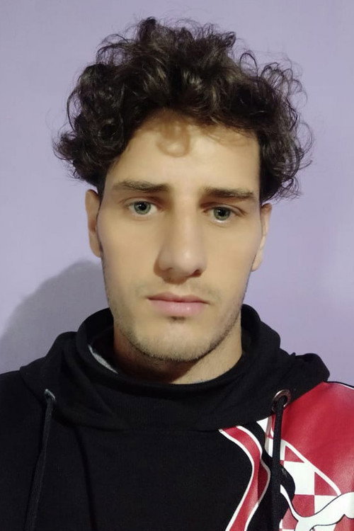 Parvaiz Mahroo as Sunil