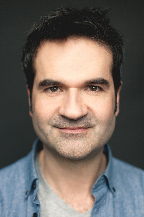 Michel Olivier Girard as 