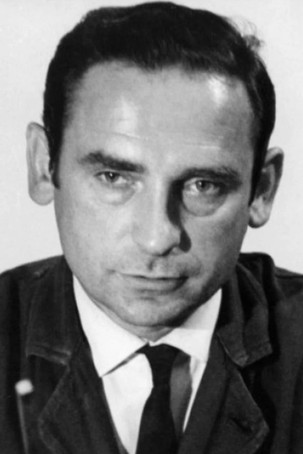 Pierre Trabaud as Riton, boxeur et voisin d'étage d'Antoine et d'Antoinette