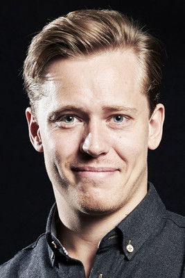 Emil Birk Hartmann as Patrick