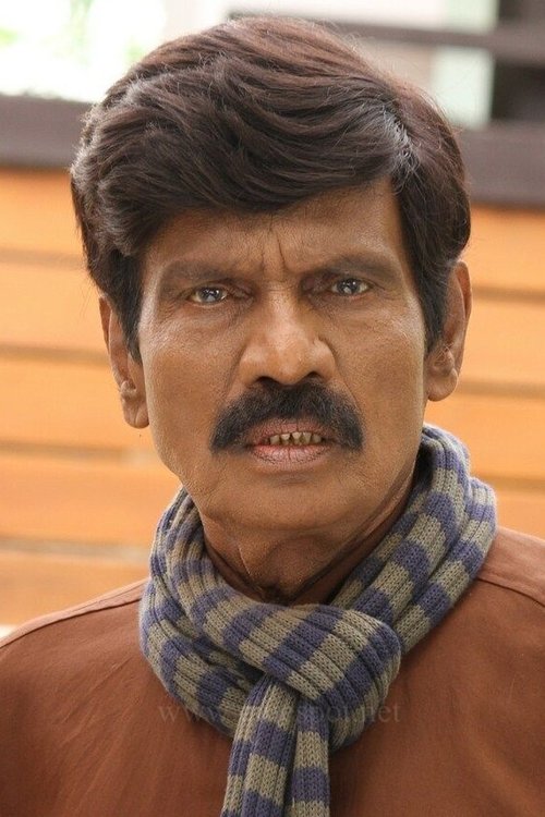 Goundamani as Annamalai