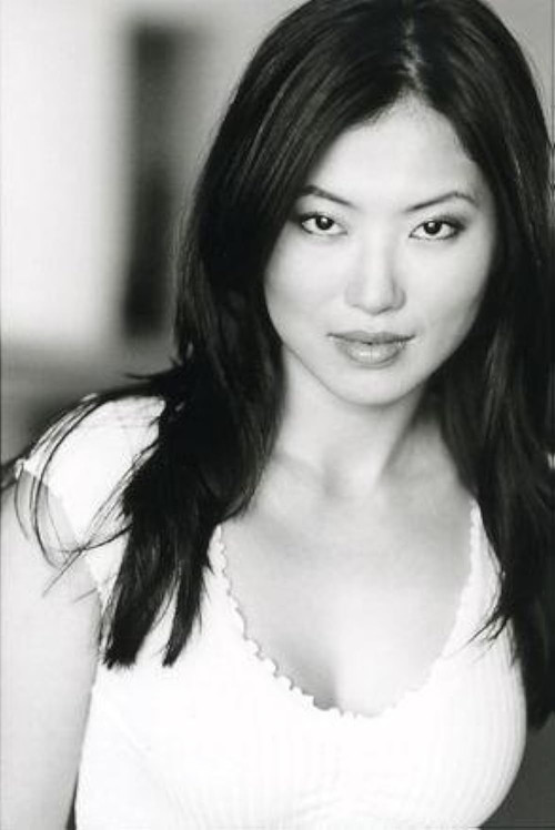 Jennifer L. Yen as Kate