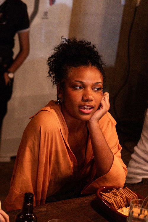 Karine Sacramento as Bia