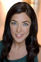 Suzanne Hawkins as Lorraine