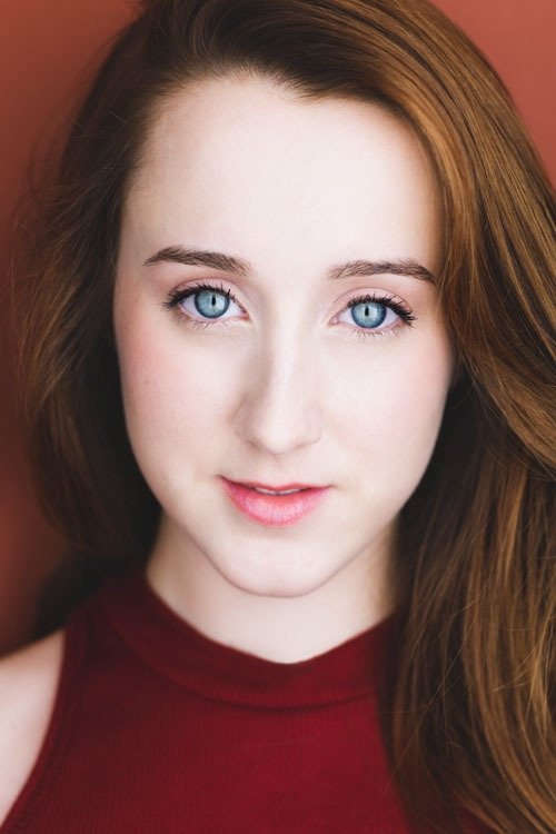 Savannah DesOrmeaux as Pia