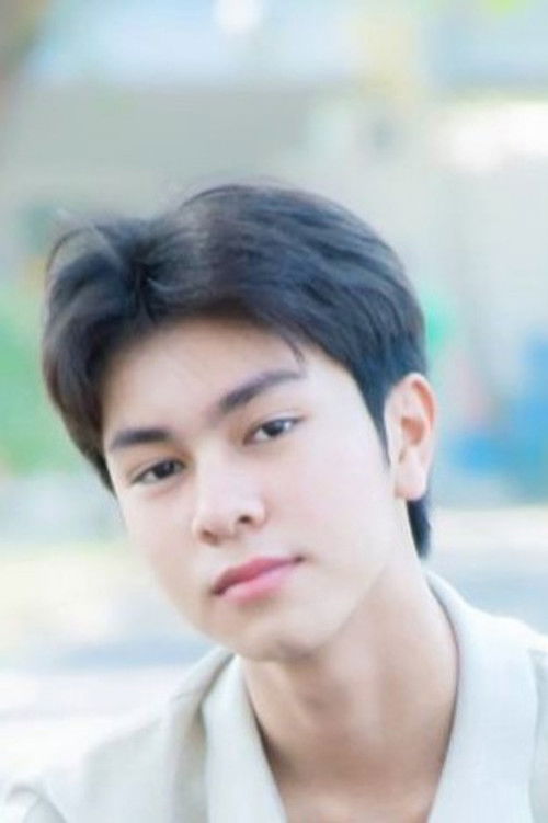 Sukonlaphat Sribubpha as Kit