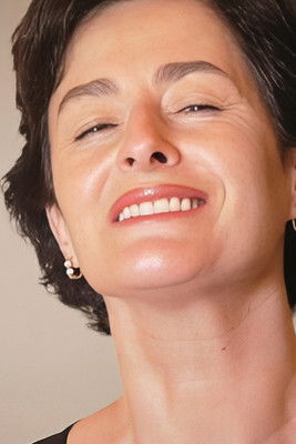 Isabel Mota as Dulce