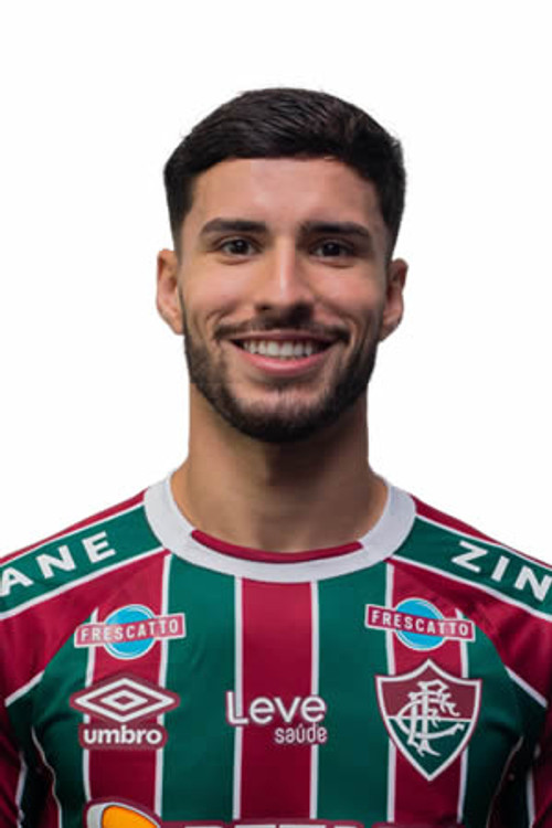 Matheus Martinelli as 