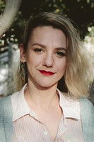 Georgina Tatsi as Stavroula