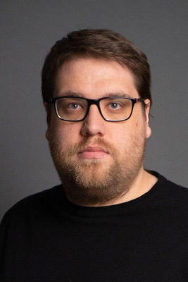 Daniel Bayona as Pedro