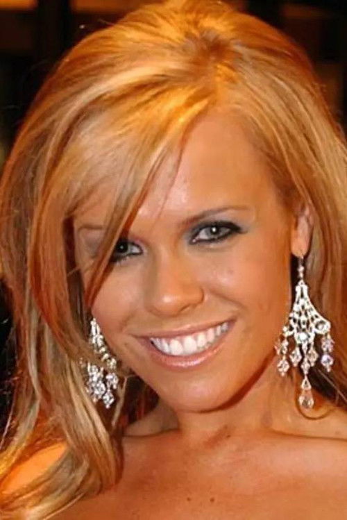 Joanne Ashton as Mandy