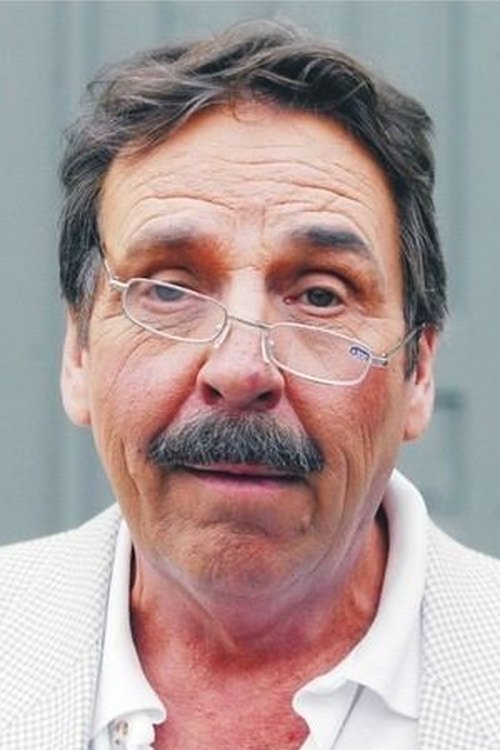 Janne 'Loffe' Carlsson as Pettersson