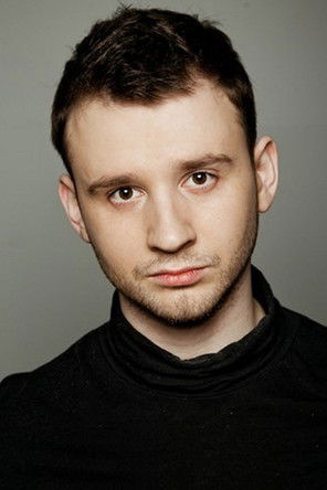 Maksim Studenovskiy as Виктор Павлович Тетерин