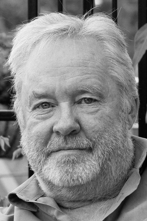 Mihkel Smeljanski as Peeter