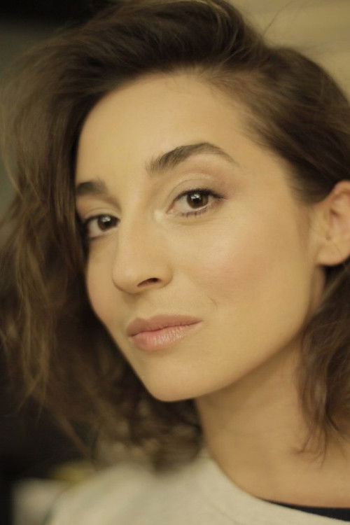 Marta Nosova as Sasha Simonova