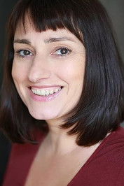 Corinne Debeaux as L'hôtesse de l'air