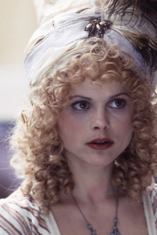 Cassie Stuart as Fran