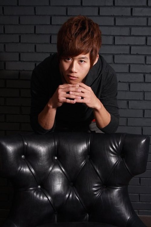 尹小骏 as 小师兄