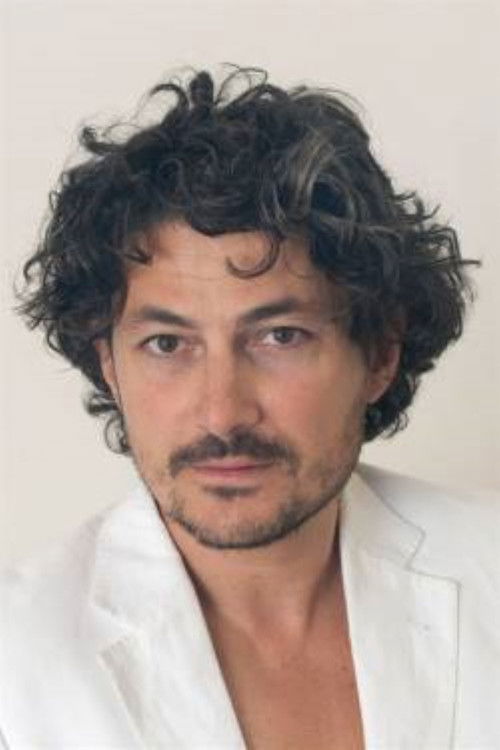 Mathias Mégard as Ben